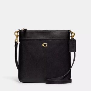 NWT Coach Kitt Messenger Crossbody Bag in Black